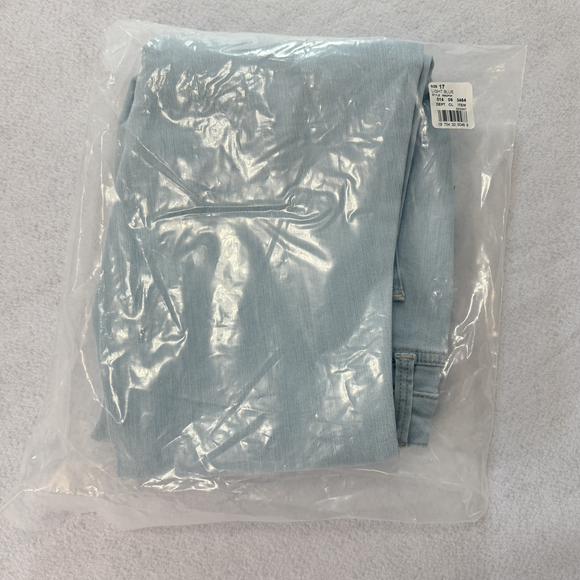 Universal thread 17 short high rise slim leg light blue denim jeans preppy - Picture 8 of 8